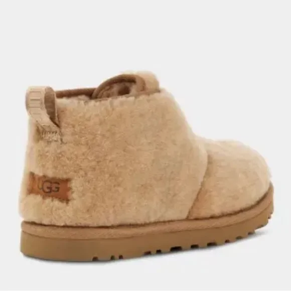 UGG Neumel Cozy Classic Ankle Boots Men’s Size 9.